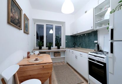 Pokój z kuchnia na pradze północ, blisko metra