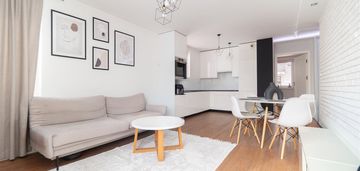 Nowoczesne|3 -pokojowe| balkon | miejsce postojowe