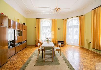 Prestiżowe mieszkanie w zabytkowej kamienicy