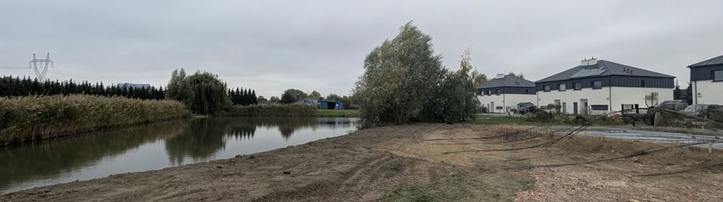 Dom na stawem