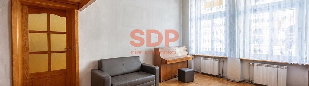 Klimatyczne, 3pokoje,osobna kuchnia,garderoba,centrum