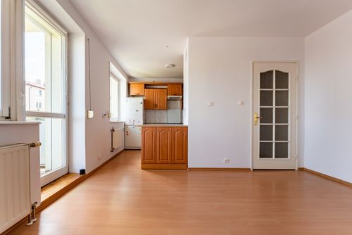 2 pokoje w rumi z tarasem i balkonem