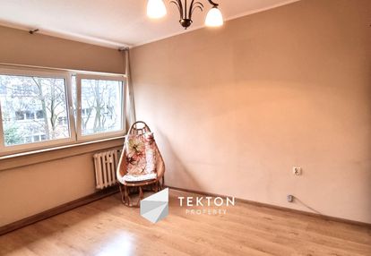 Teofilów m3 z balkonem do remontu