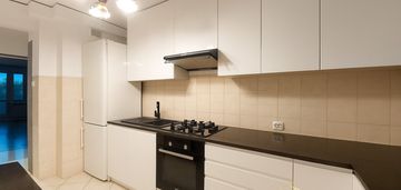 3 pokoje, 63 m², balkon, rembertów