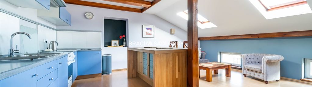 Mieszkanie w kamienicy 82 m2 stare miasto,poddasze