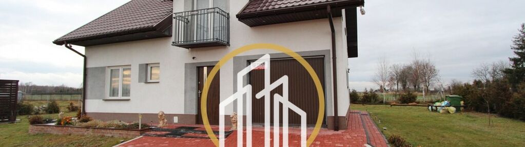 Wolnostojący ciekawy projekt 2017r garaż