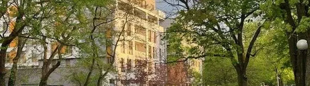 Sprzedam mieszkanie 3 -pokojowe w centrum Pruszkow