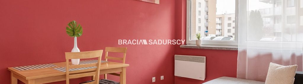 1 pok przy ul. topazowej- złocień.