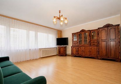 3 pokoje, 2 piętro, rozkładowe, duży balkon