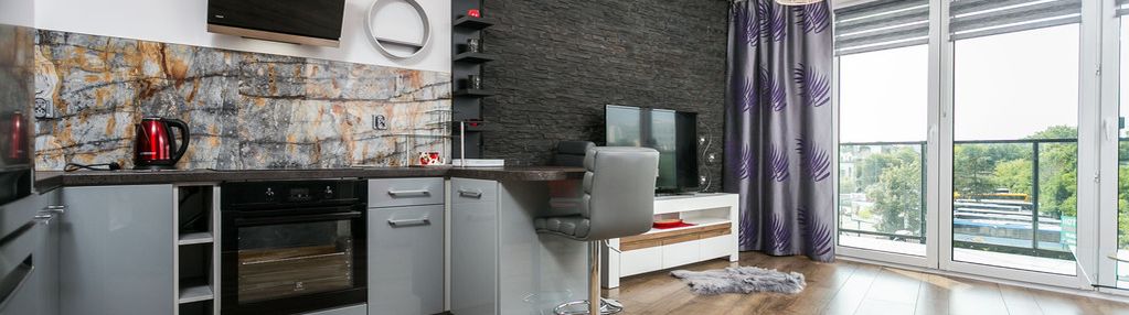 Jasne 2-pokojowe mieszkanie al. 29 listopada