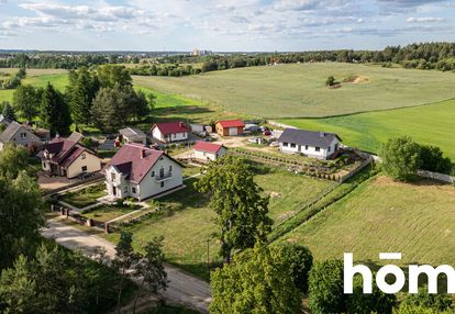 Działka w spokojnej okolicy z warunkami zabudowy!