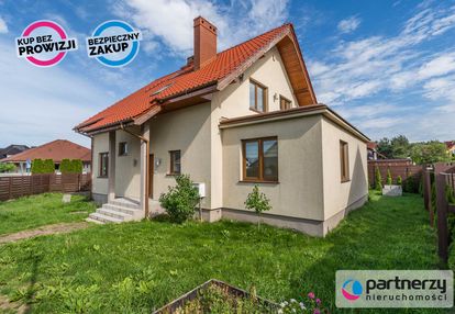 Dom wolnostojący - tuż pod lasem i blisko morza