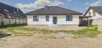 Wolnostojący dom w łabiszynie na działce 1200m2