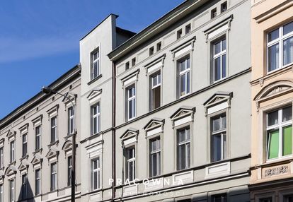 Komfortowe mieszkanie m2 w kamienicy, centrum
