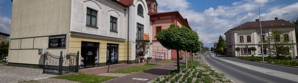 Dochodowa kamienica w centrum miejscowości