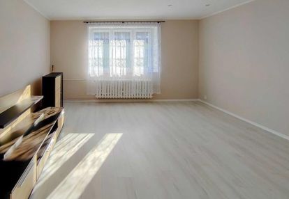 Gliwice trynek piastowska 52 m2 3 pokoje + balkon