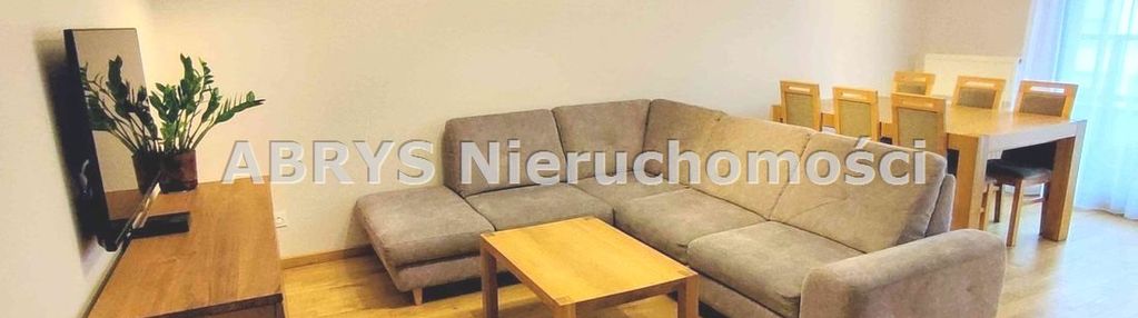 Komfortowy 4-pok. apartament z dwoma balkonami!