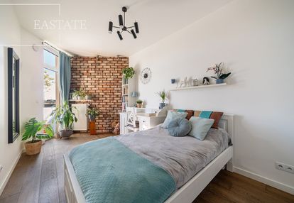 Taras na dachu / niski czynsz / komórka na piętrze