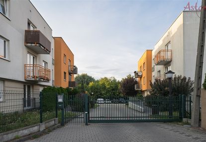 2 pokoje, panewniki, 2 miejsca postojowe w cenie!