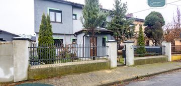 Miejska wygoda i przestrzeń: dom w centrum