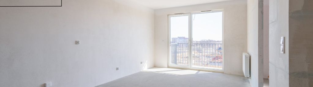 Przestronne mieszkanie w stanie deweloperskim