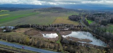 Działka z dużymi możliwościami!