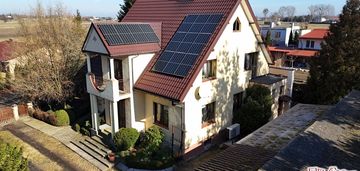 162m2,6pokoi,3łazienki,2balkony,pompa ciepł,panele
