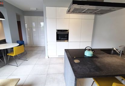 Komfortowy apartament w centrum łodzi