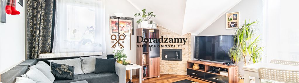 Mieszkanie na ostatnim piętrze z dwoma balkonami