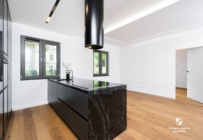 Wykończony apartament w starym mieście