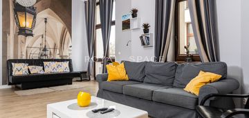 Apartament w wyjątkowej kamienicy na zyblikiewicza