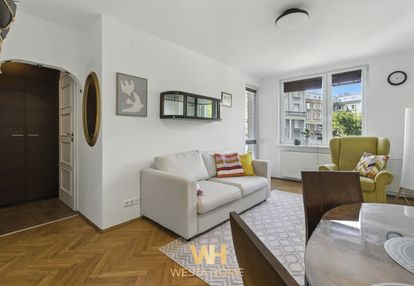 Dwa pokoje, balkon, cicha okolica. śródmieście.