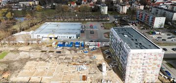 M-3 w apartamentowcu