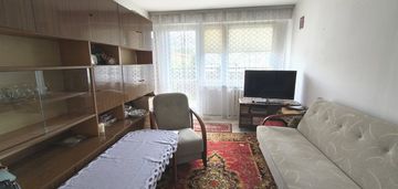48m2, 3 pokoje, balkon, parking zamykany na pilota