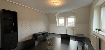 Duże mieszkanie w apartamentowcu, centrum