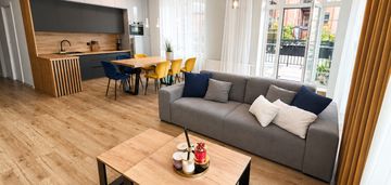Luksusowy | taras | balkon | młyn różanka