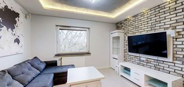 Świetna okolica z miejscem parkingowym w cenie!