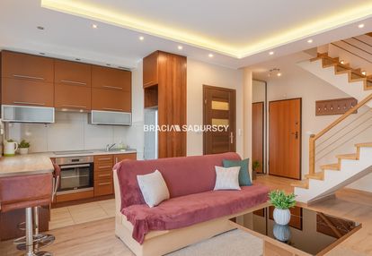 Dwupoziomowe mieszkanie na ruczaju!