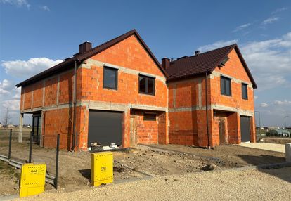 Tychy, bliźniak 141 m² w stanie surowym zamkniętym
