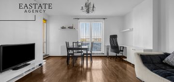 Metro /wola / parking