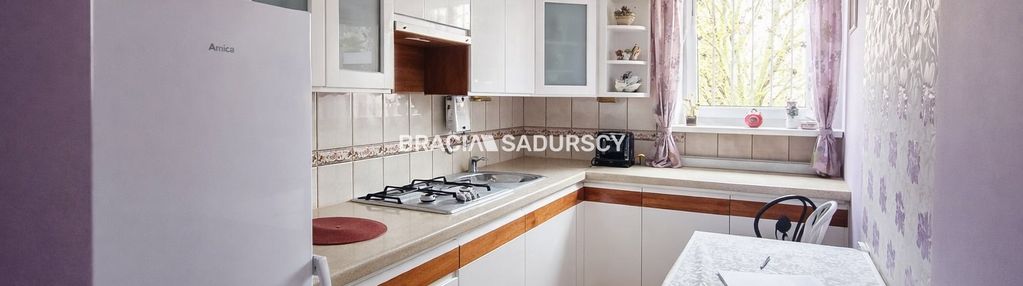 Garaż, 3 pokoje i osobna kuchnia. wrocławska