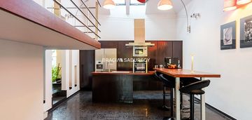 Dom lusina, mogilany