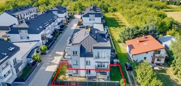 4 pok. 77m2, ogród 140m2, parking, garaż - marki