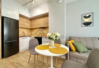 2 rooms/near the park/first rent/balcony