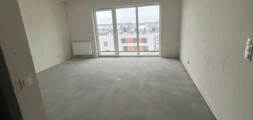 Kawalerka 34 m² z balkonem – nove garby