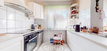 Muchobór mały / 9 pokoi / garaż / 3 kuchnie