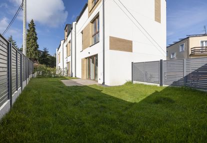 Nowy dom 10 minut od starego miasta