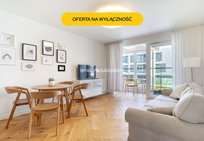 Kawalerka i piętro winda balkon garaż