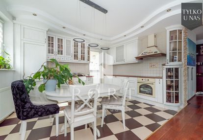 Apartament z dużym tarasem.
