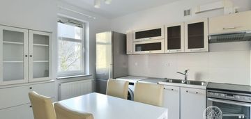 Krasińskiego 42, winda, miejsce postojowe